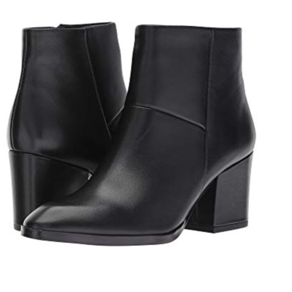 NWT VANELi Black Booties